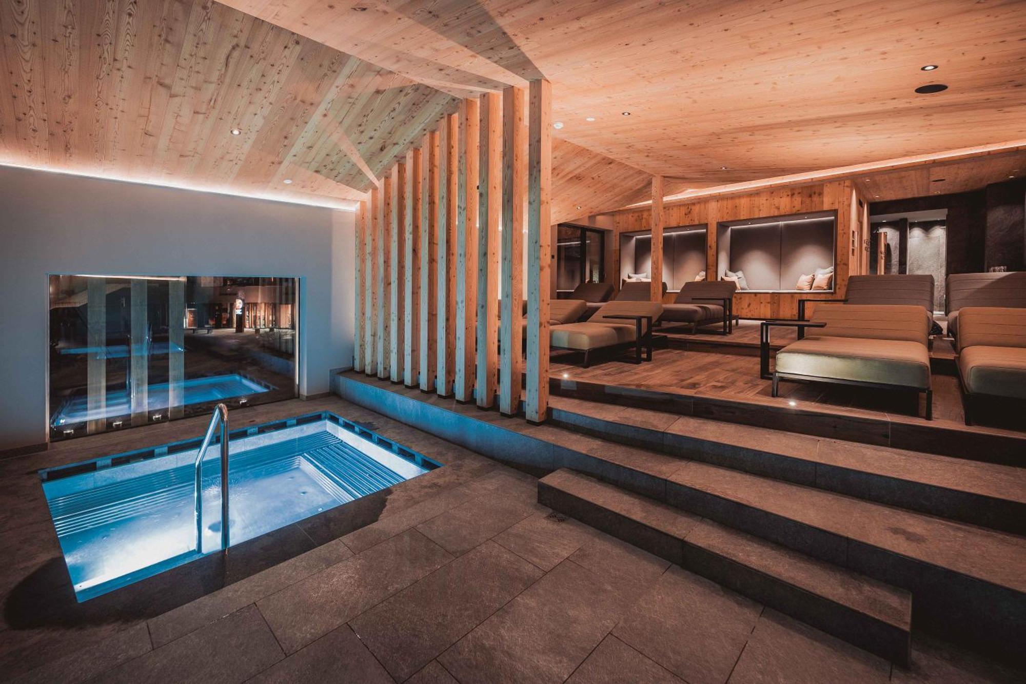 סלבה די ואל גרדנה Hotel Continental Dolomites מראה חיצוני תמונה