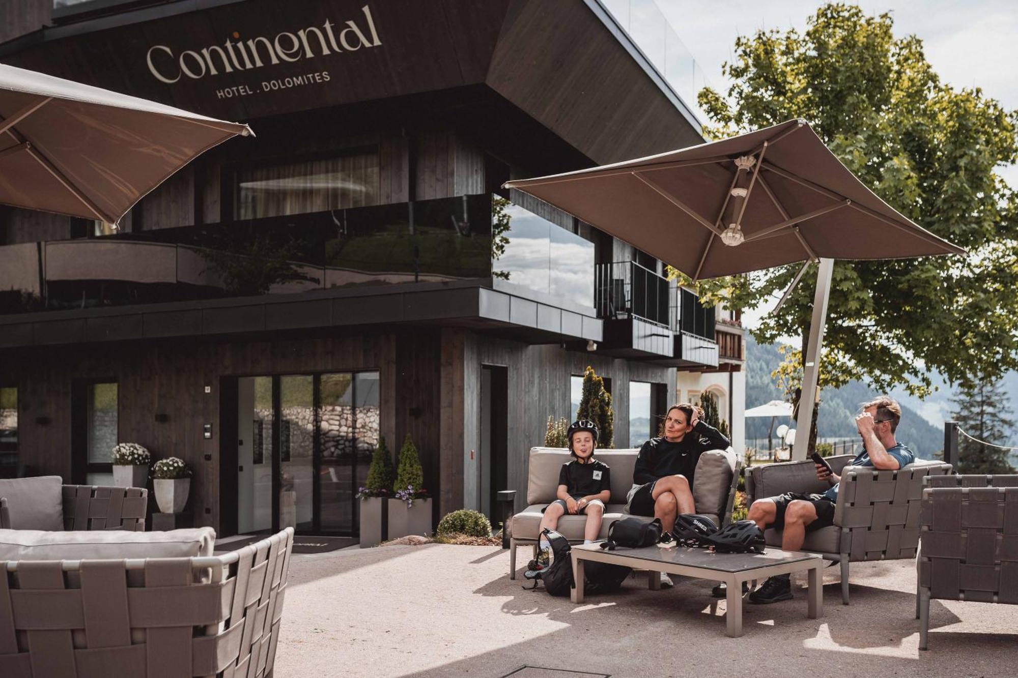 סלבה די ואל גרדנה Hotel Continental Dolomites מראה חיצוני תמונה