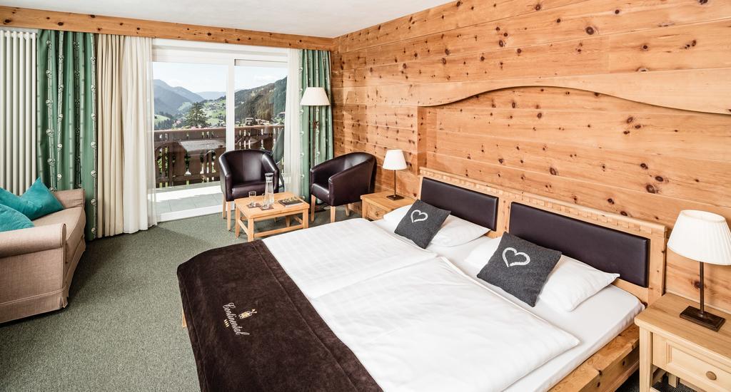 סלבה די ואל גרדנה Hotel Continental Dolomites מראה חיצוני תמונה